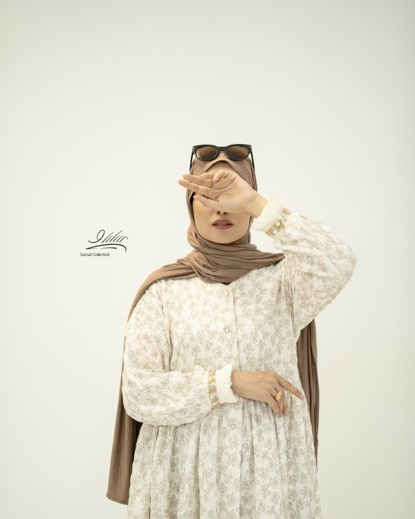 مانتو گلی